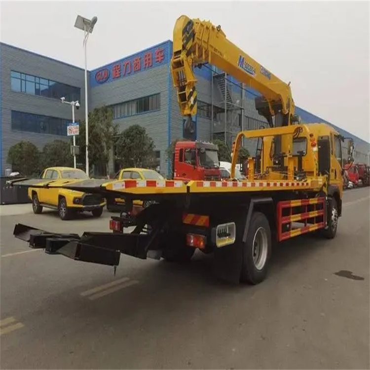 吉水县附近小随车吊出租电话，轻松解决搬运烦恼